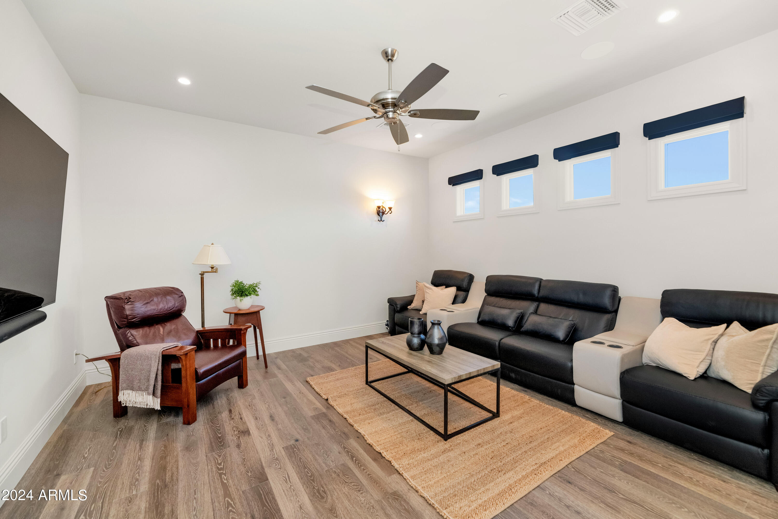 10779 E Whitethorn Drive