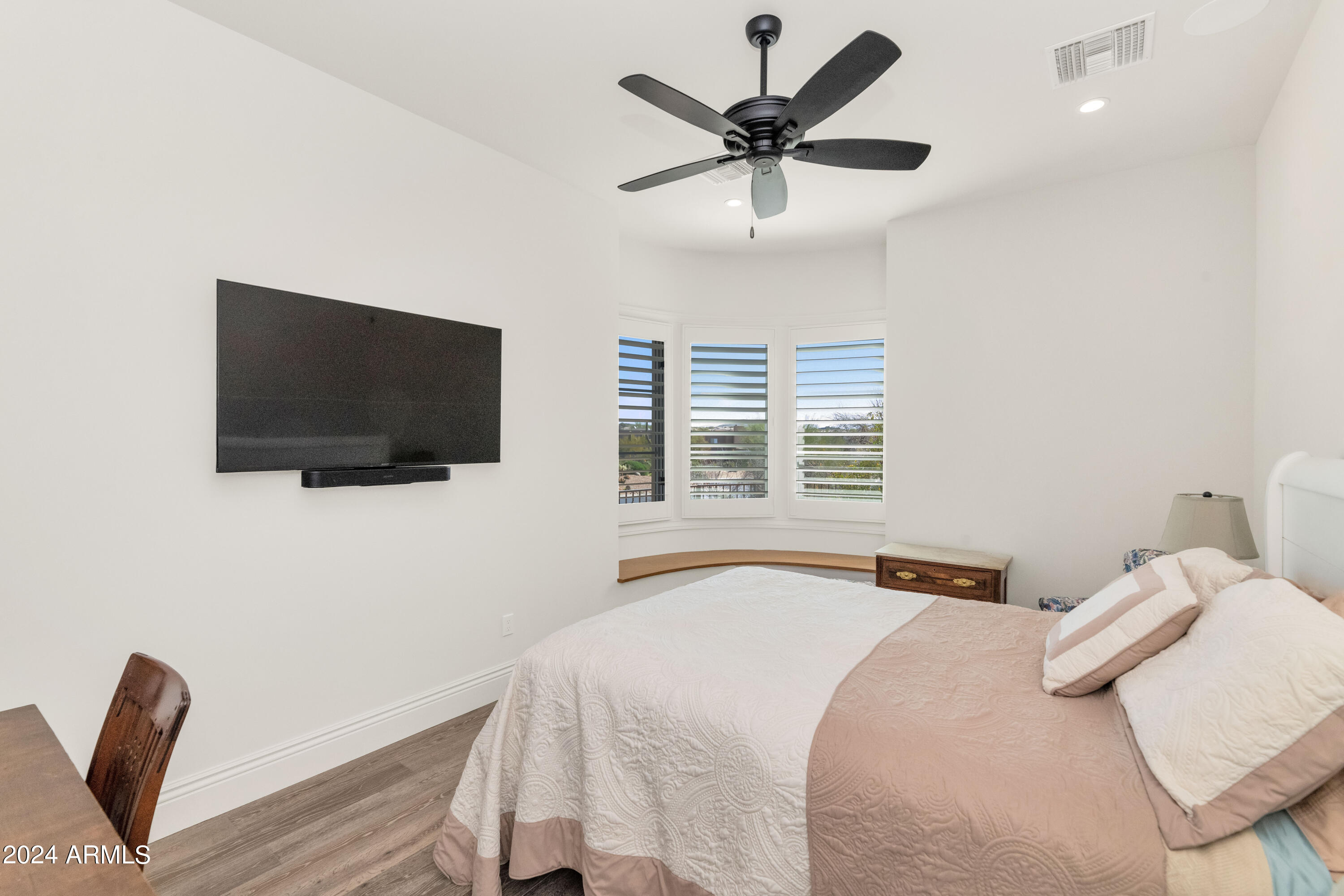 10779 E Whitethorn Drive