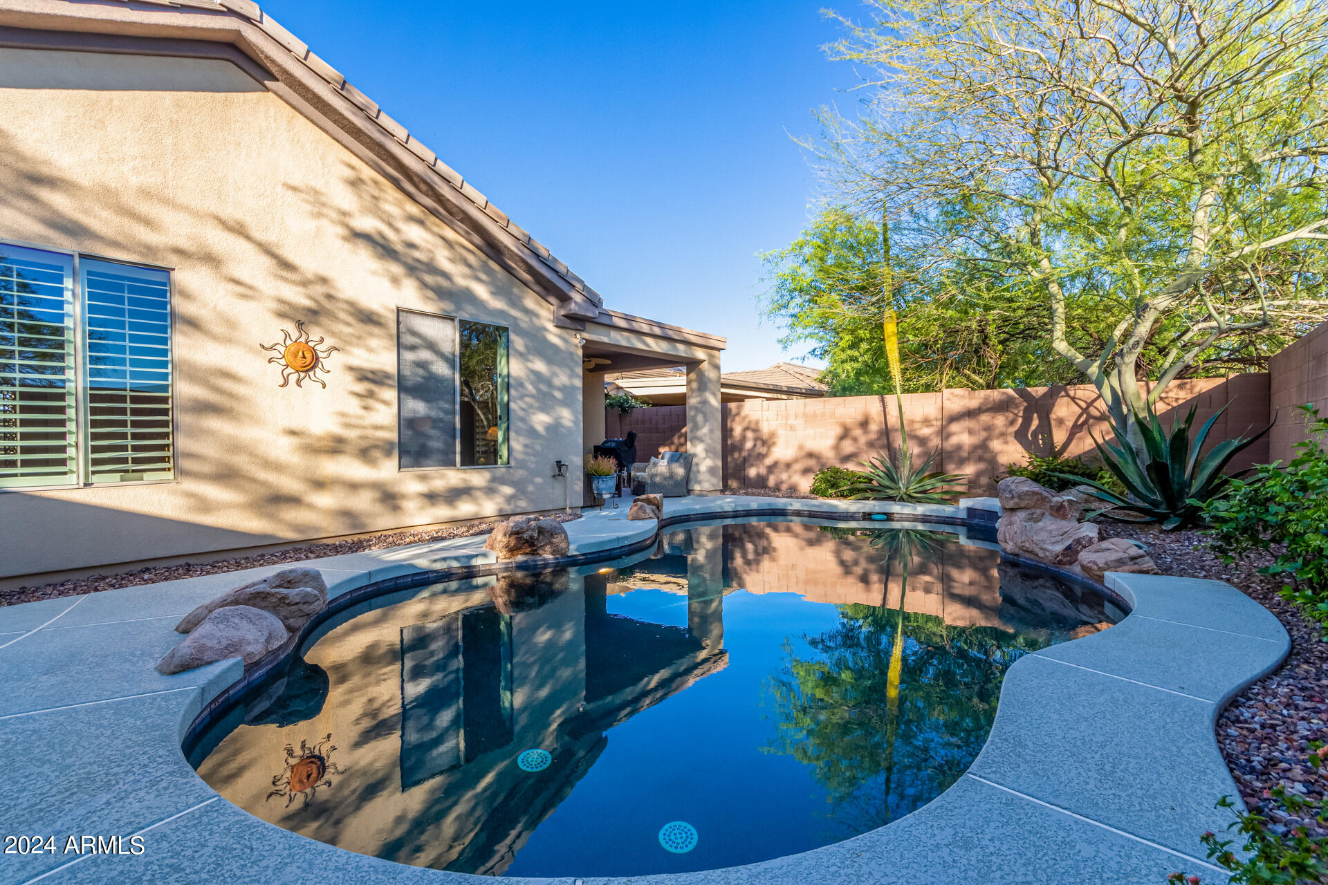 2151 W VALHALLA Court