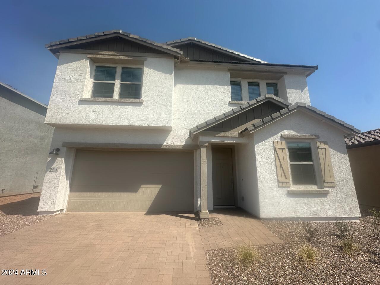 9455 E SECTOR Drive