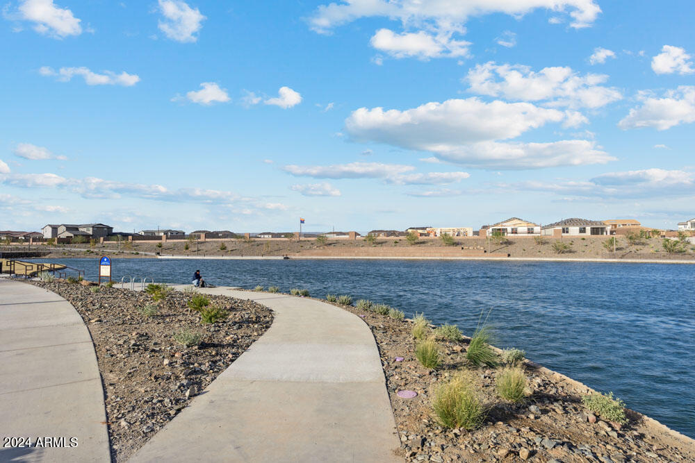 9437 E SPIRAL Avenue