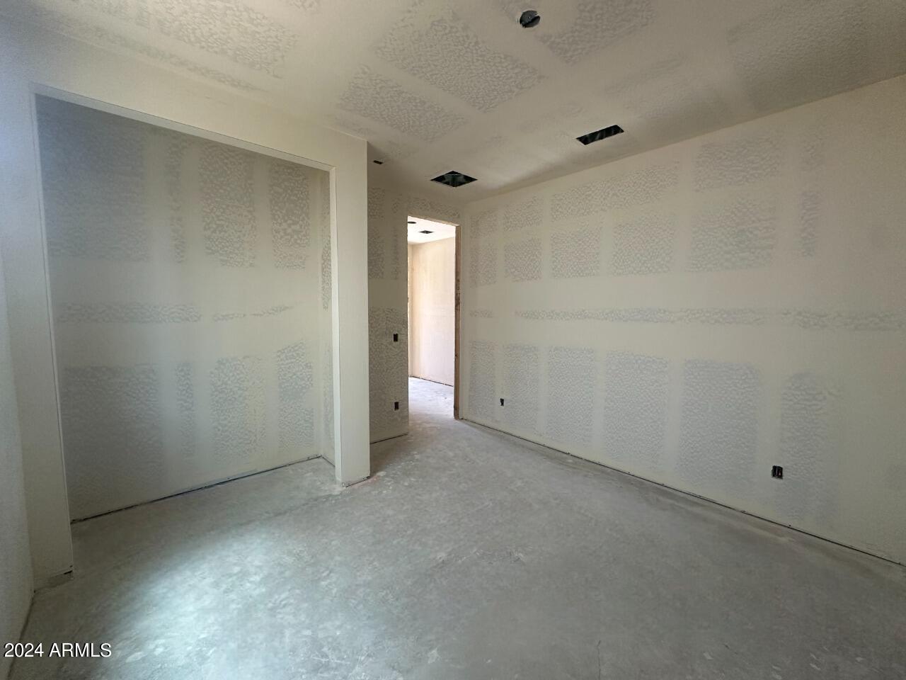 9437 E SPIRAL Avenue