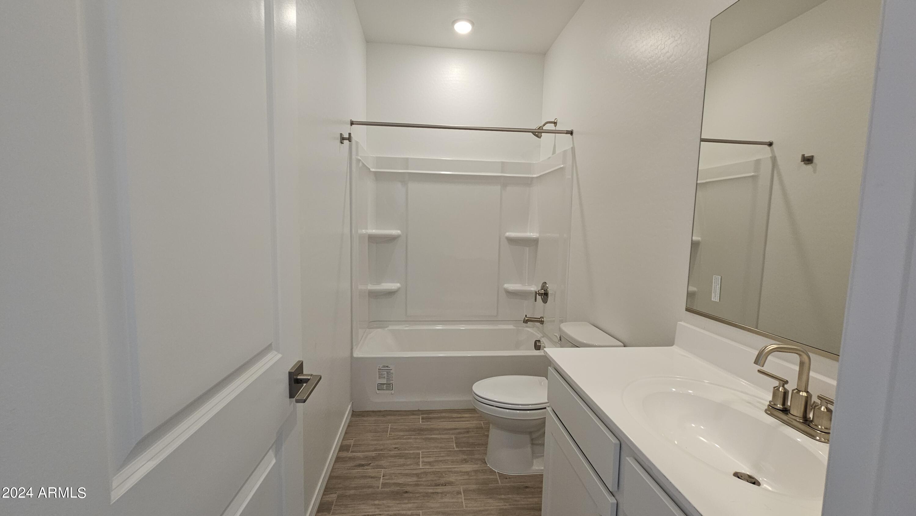 1979 E LARIAT Avenue