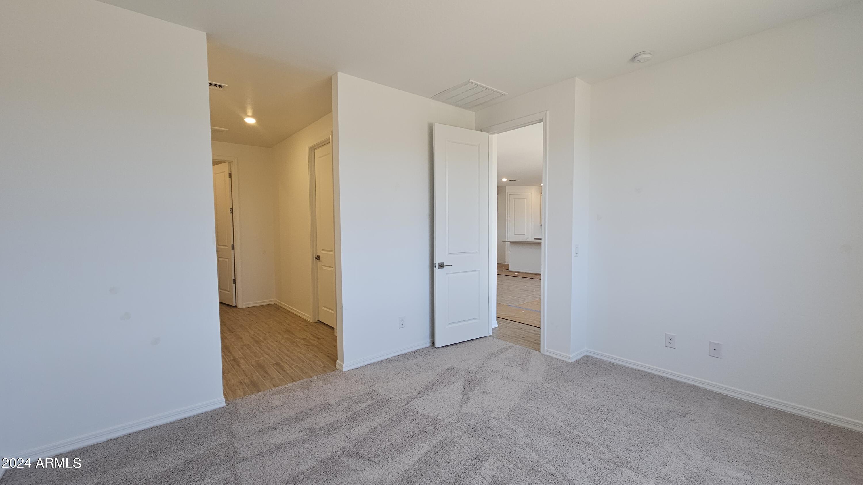 1979 E LARIAT Avenue