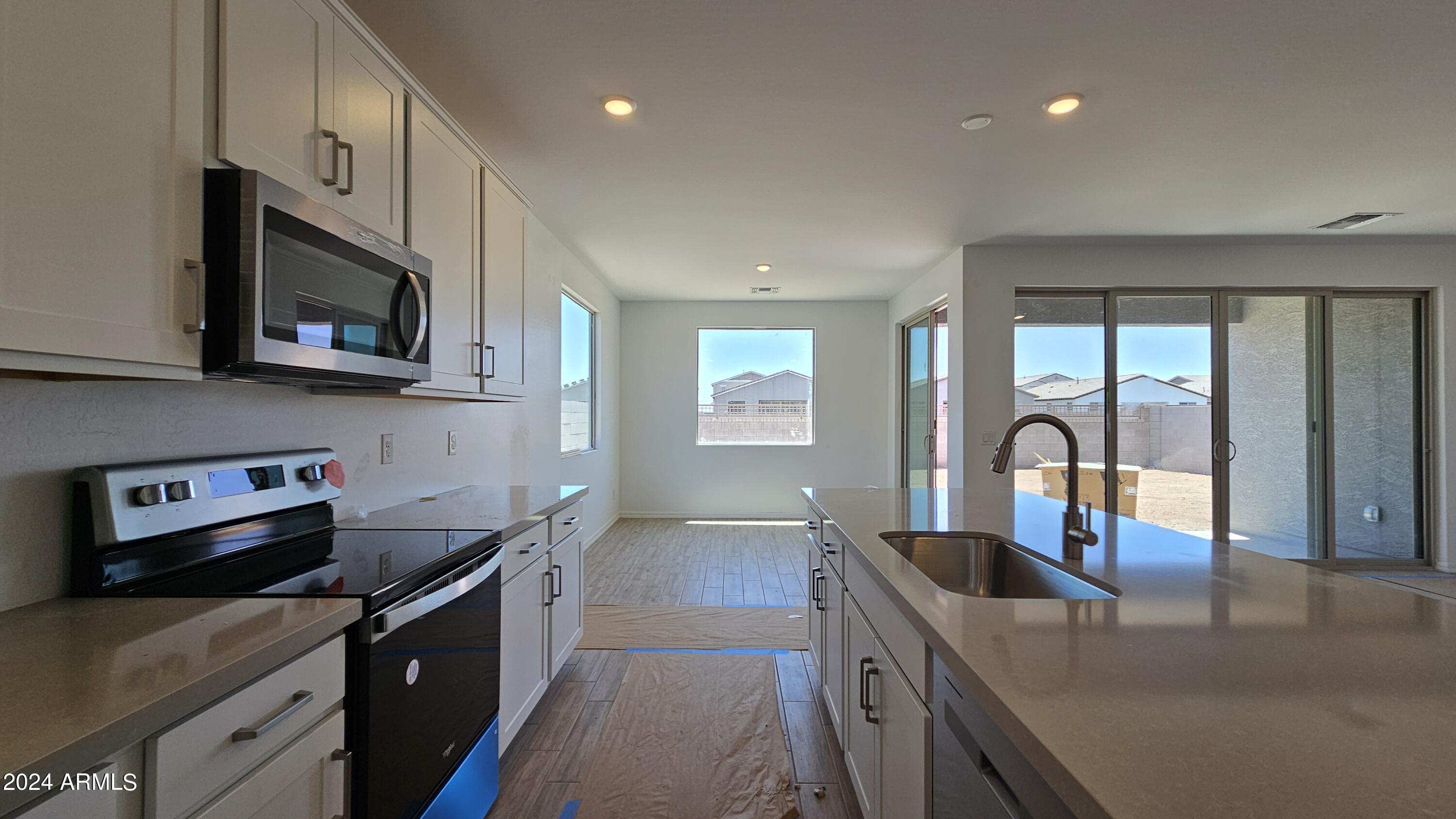 1979 E LARIAT Avenue