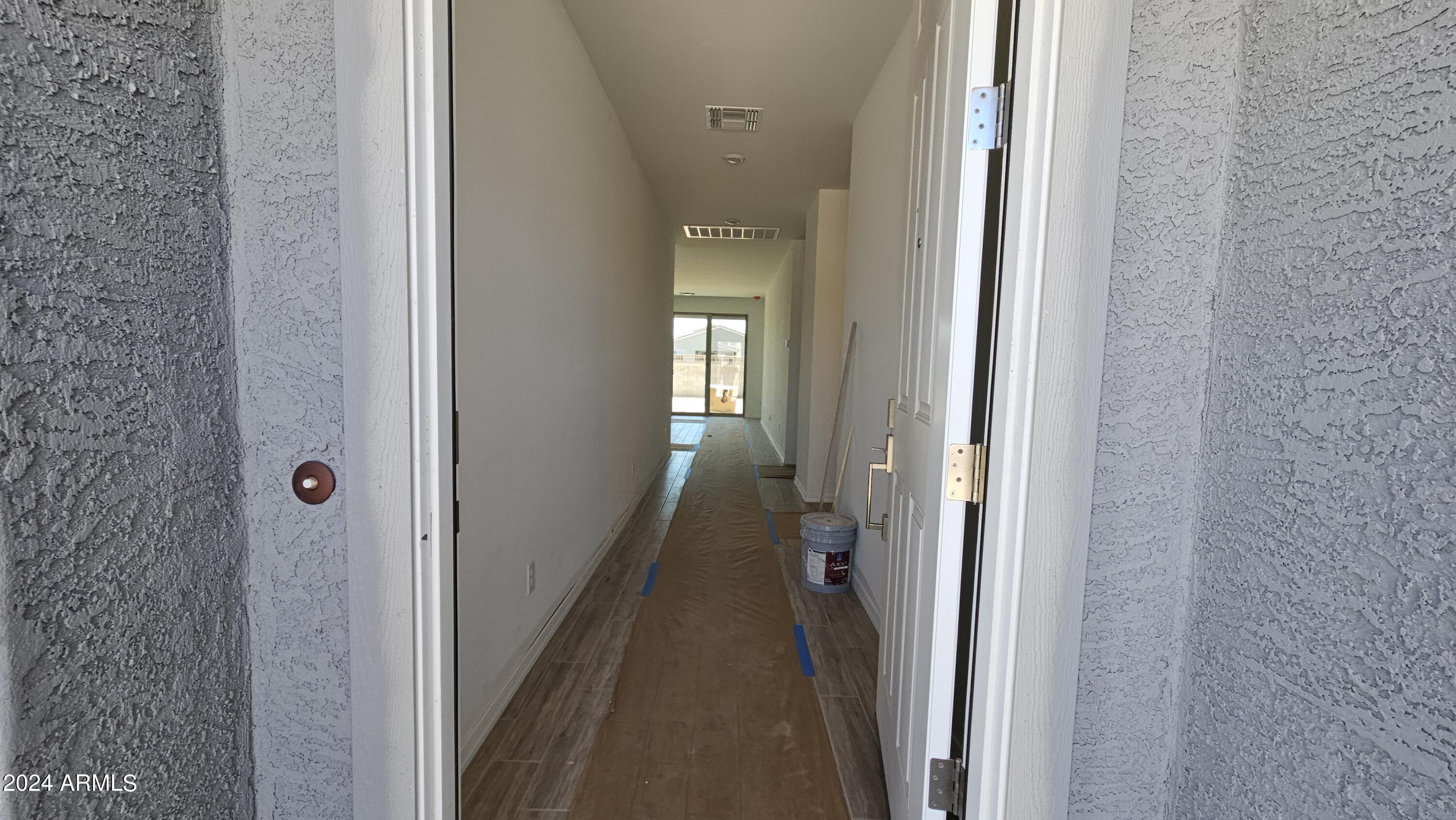 1979 E LARIAT Avenue