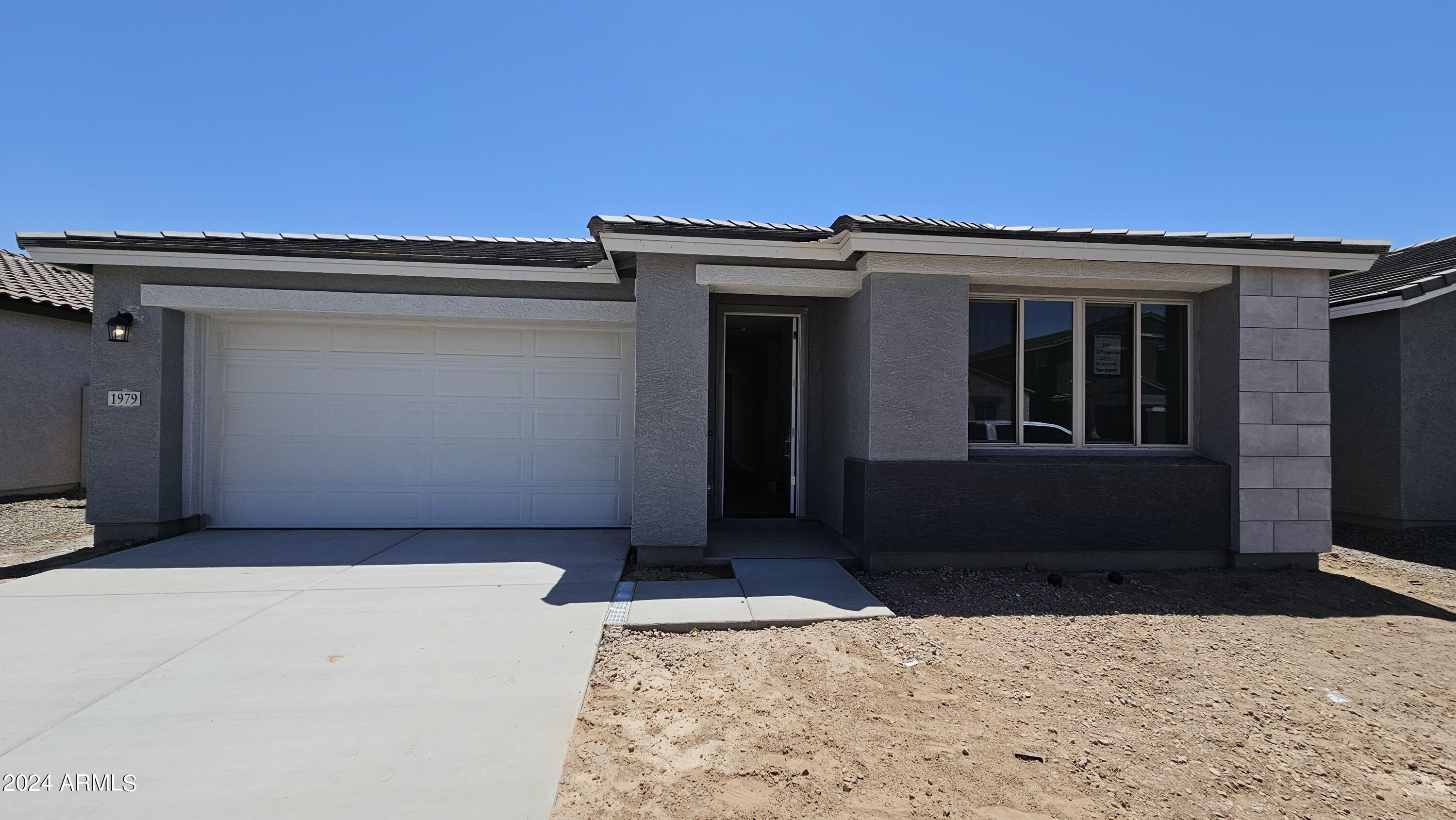 1979 E LARIAT Avenue