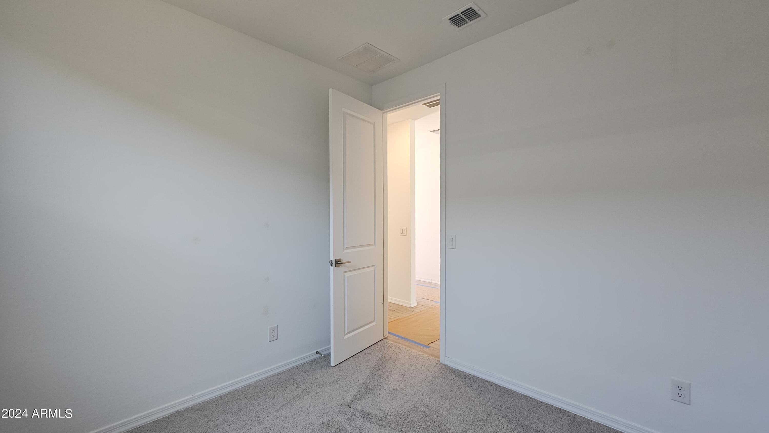 1979 E LARIAT Avenue