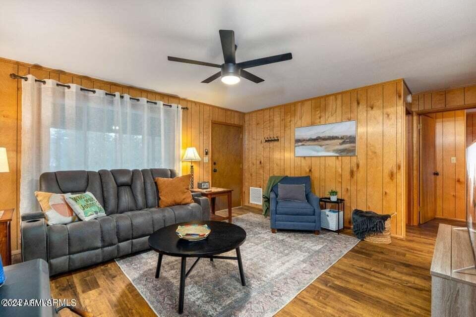 2877 PINON PINE Drive