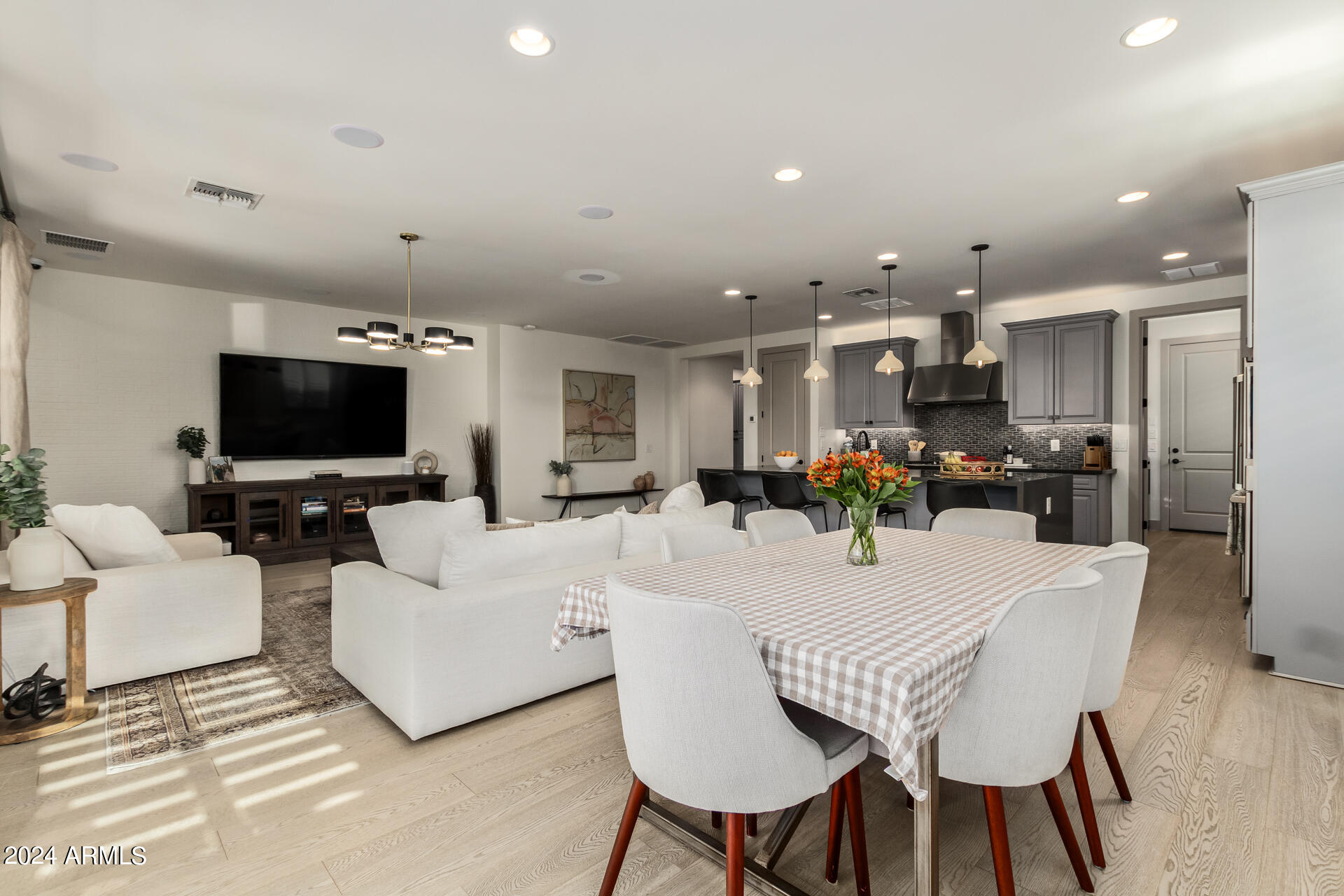 20914 E MACAW Drive