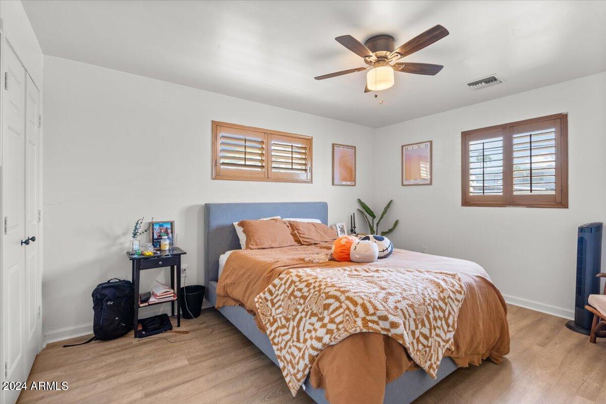 535 W 19TH Street