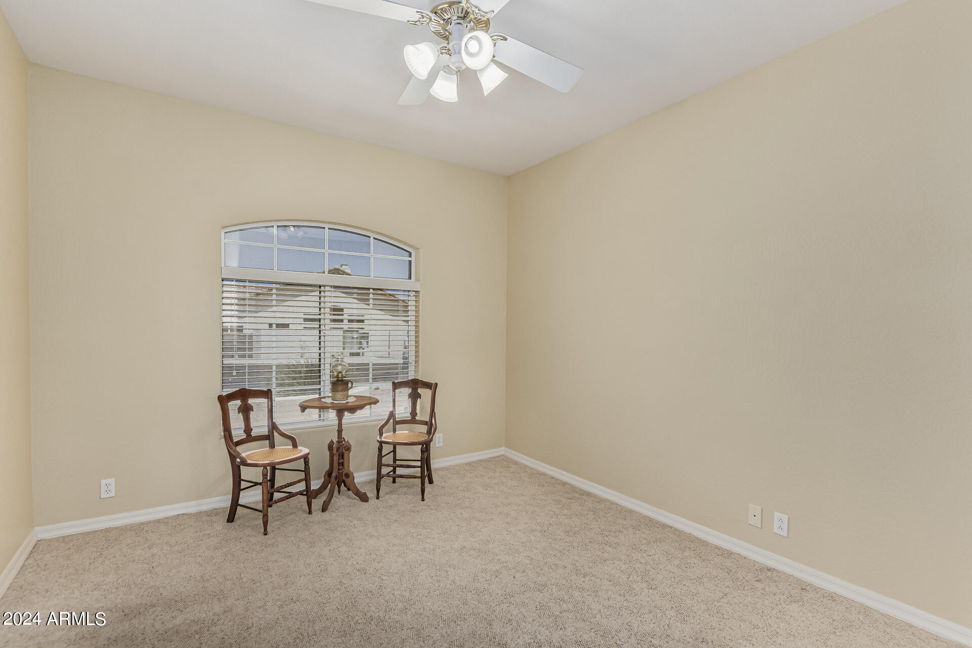 3153 E DESERT WILLOW Road