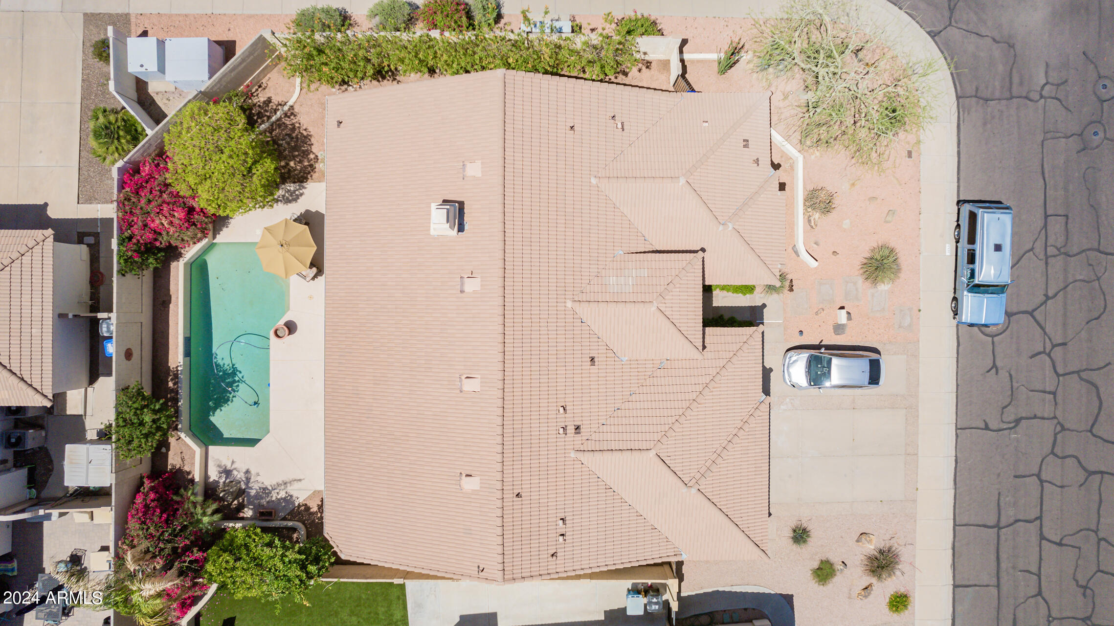 3153 E DESERT WILLOW Road