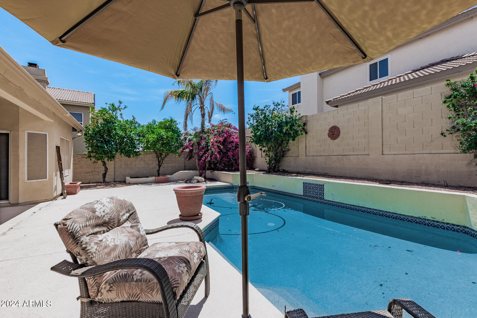 3153 E DESERT WILLOW Road
