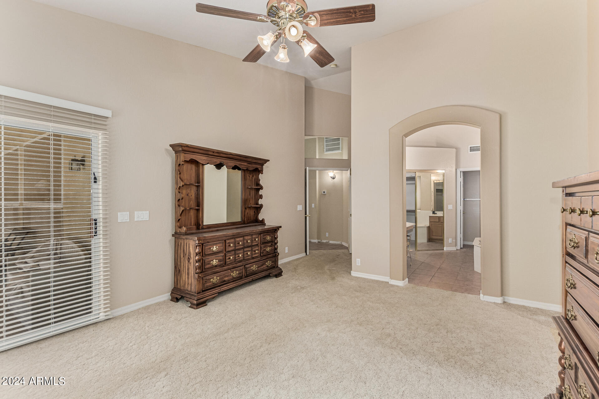 3153 E DESERT WILLOW Road