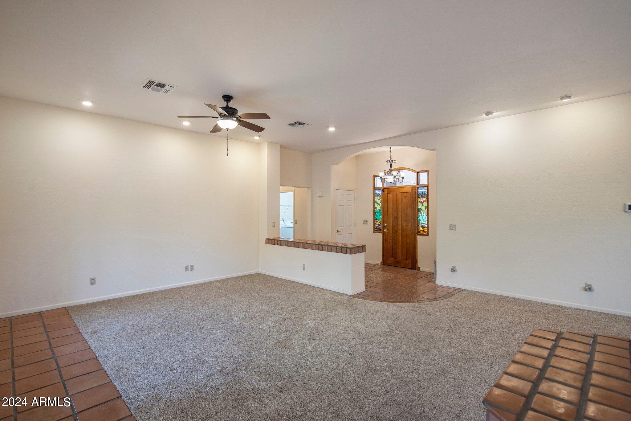 2211 W OLNEY Avenue