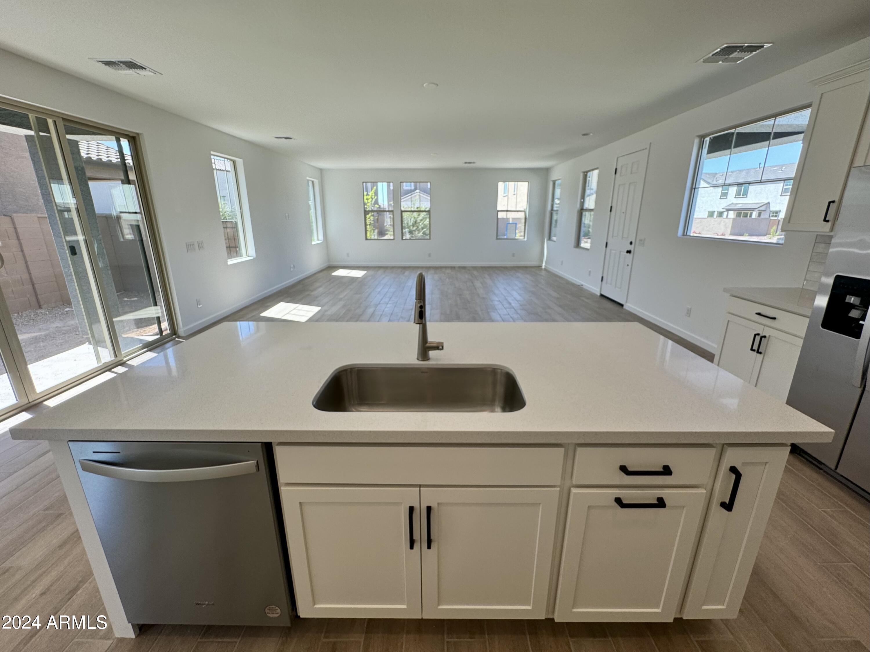 2226 W PASO Trail