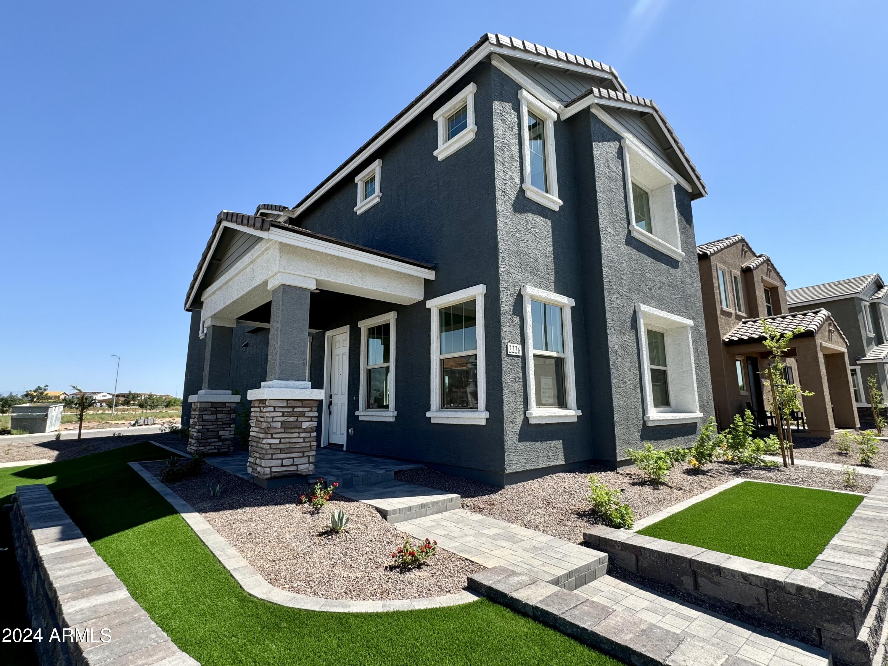 2226 W PASO Trail