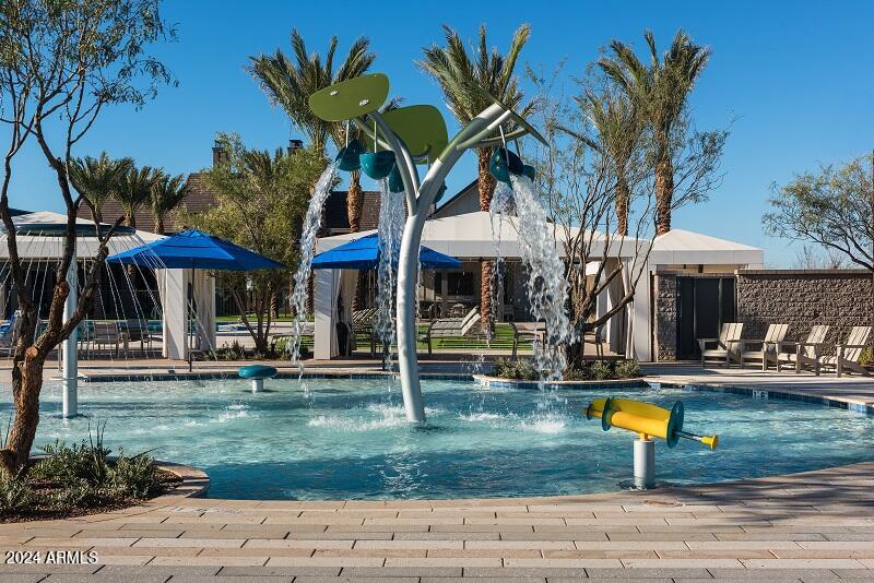 2226 W PASO Trail