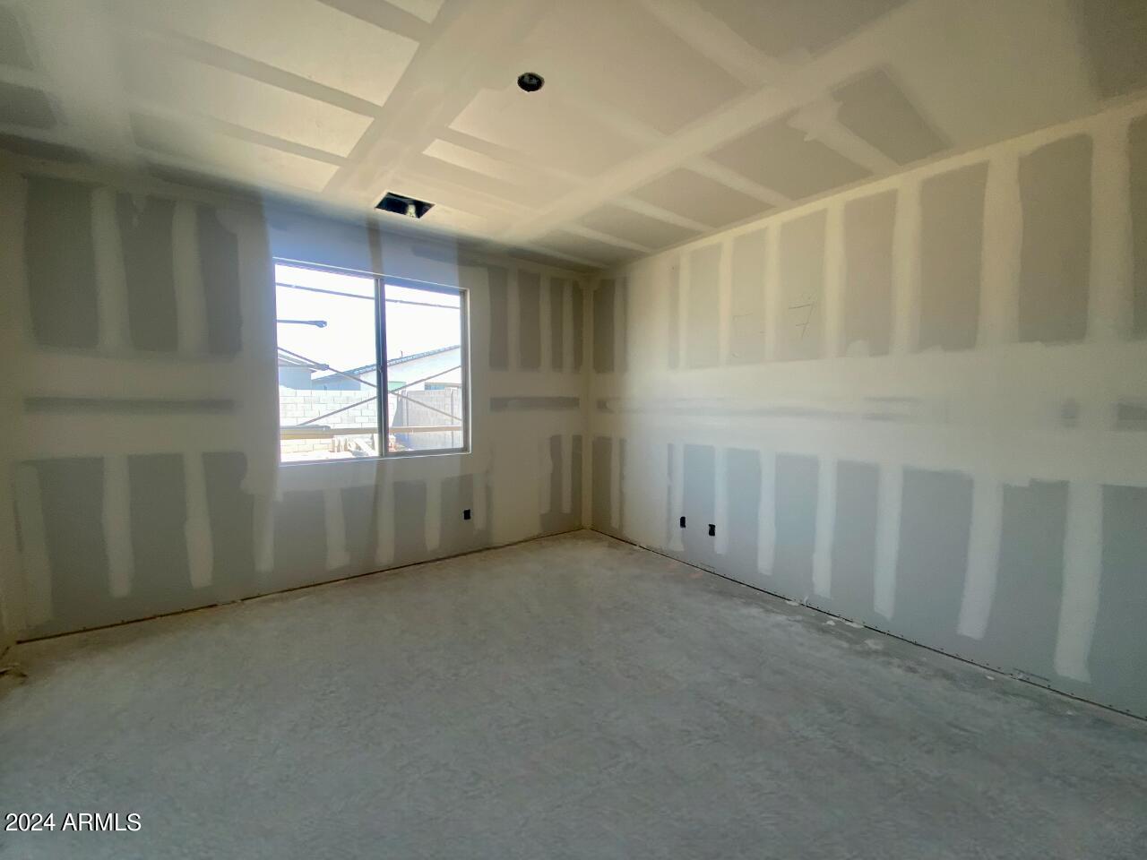 2430 E WAGON WHEEL Lane