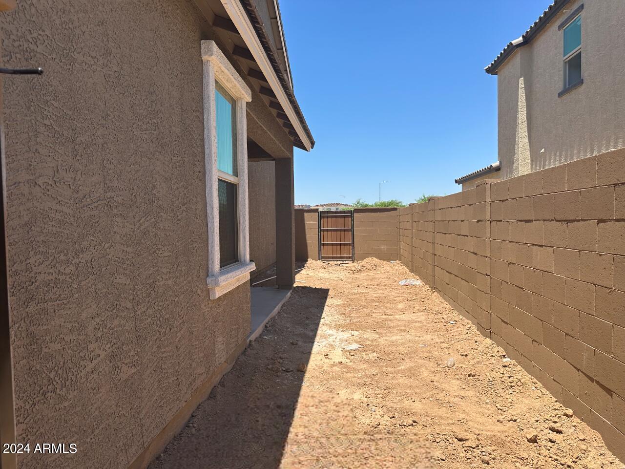 2218 W PASO Trail