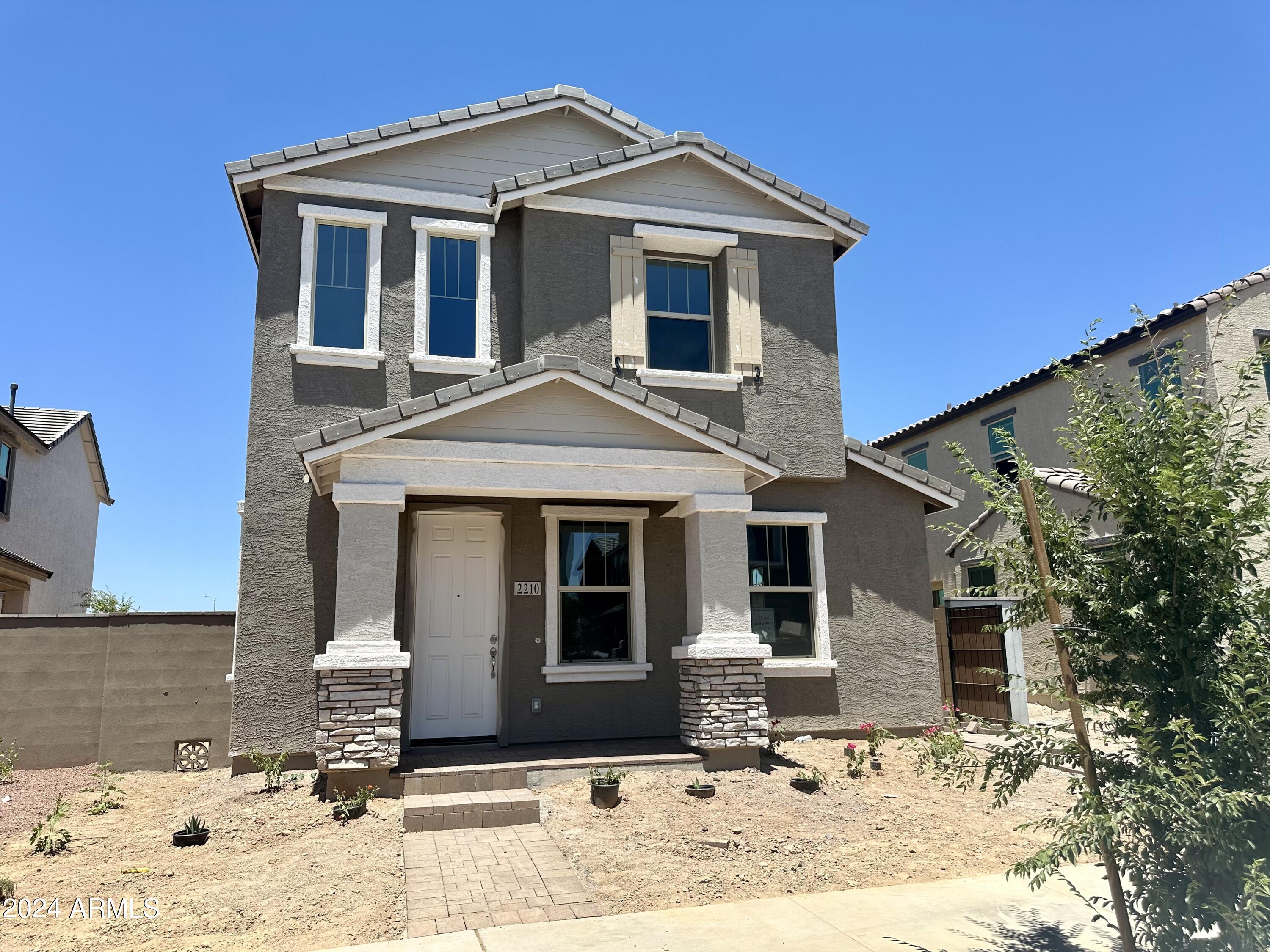 2218 W PASO Trail