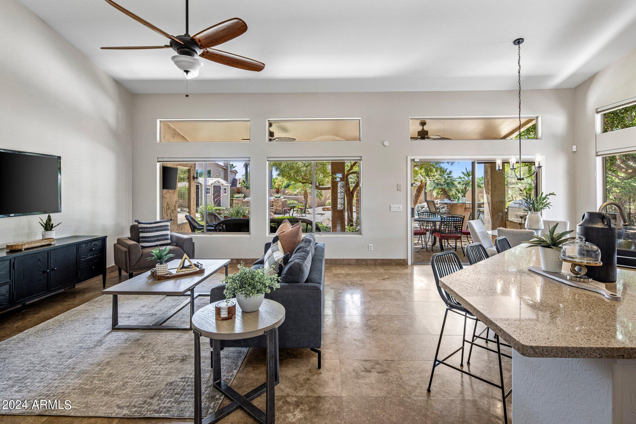 5225 E MICHELLE Drive