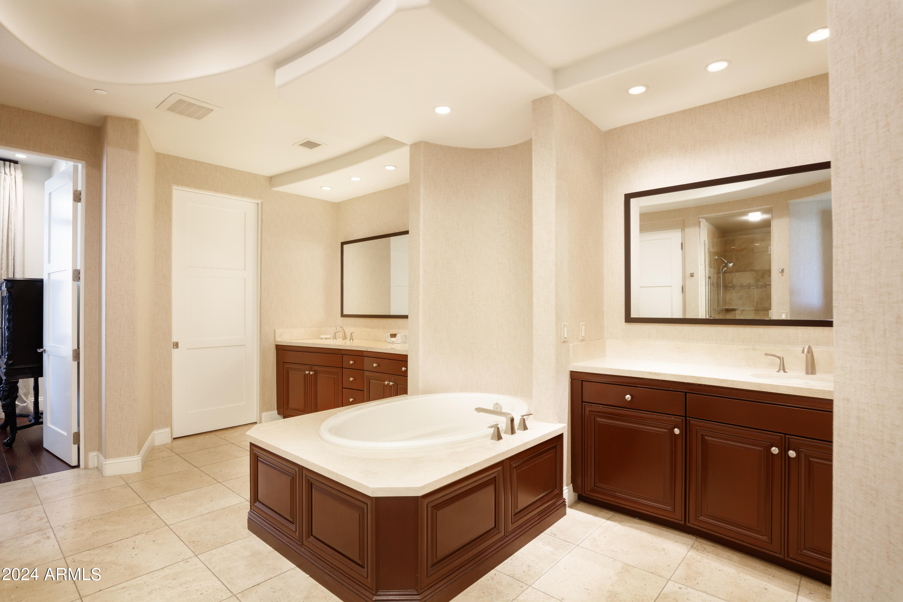 8 BILTMORE Estates # 325