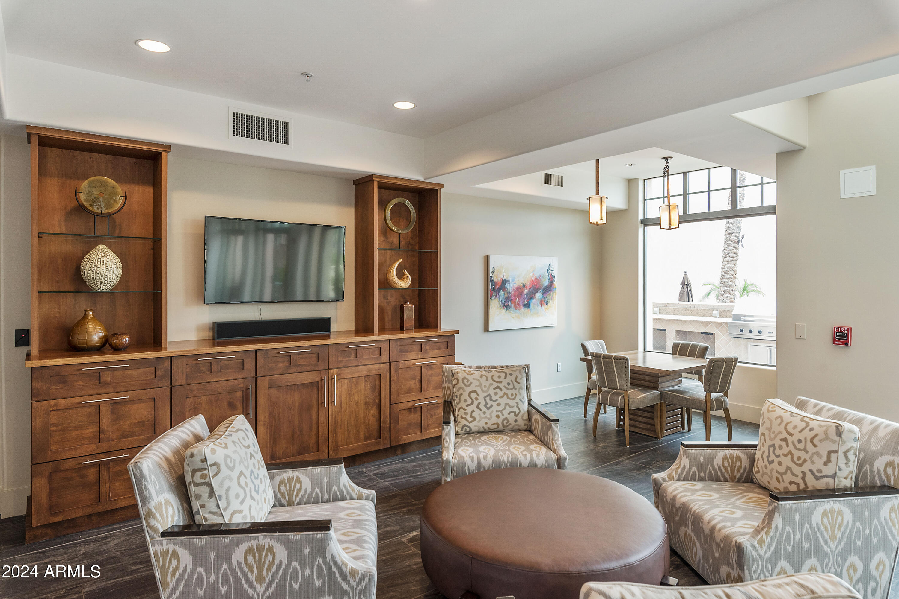 8 BILTMORE Estates # 325