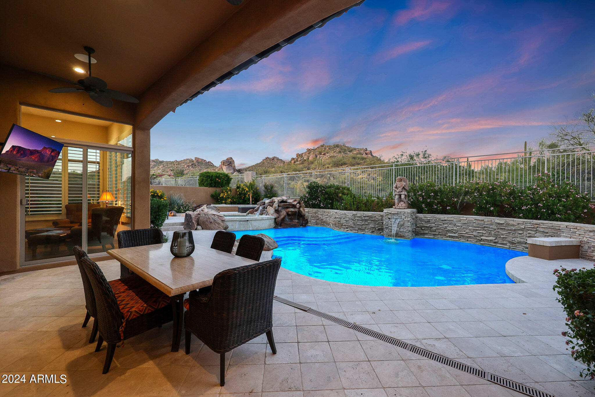 7552 E Camino Puesta Del Sol --