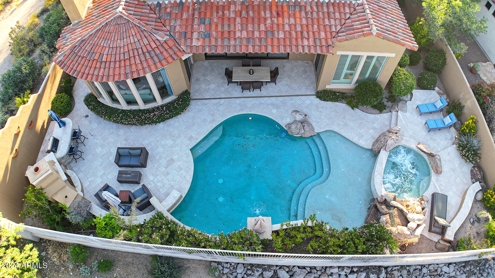 7552 E Camino Puesta Del Sol --