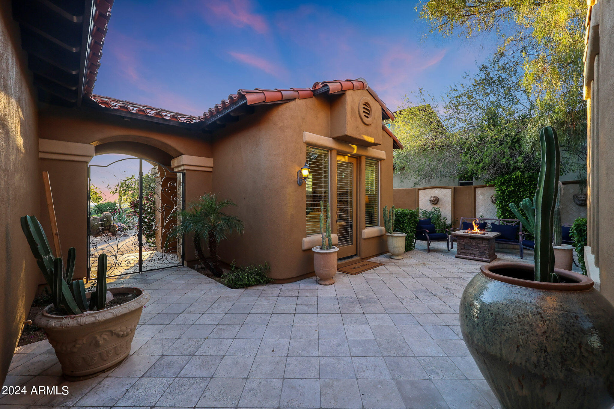 7552 E Camino Puesta Del Sol --