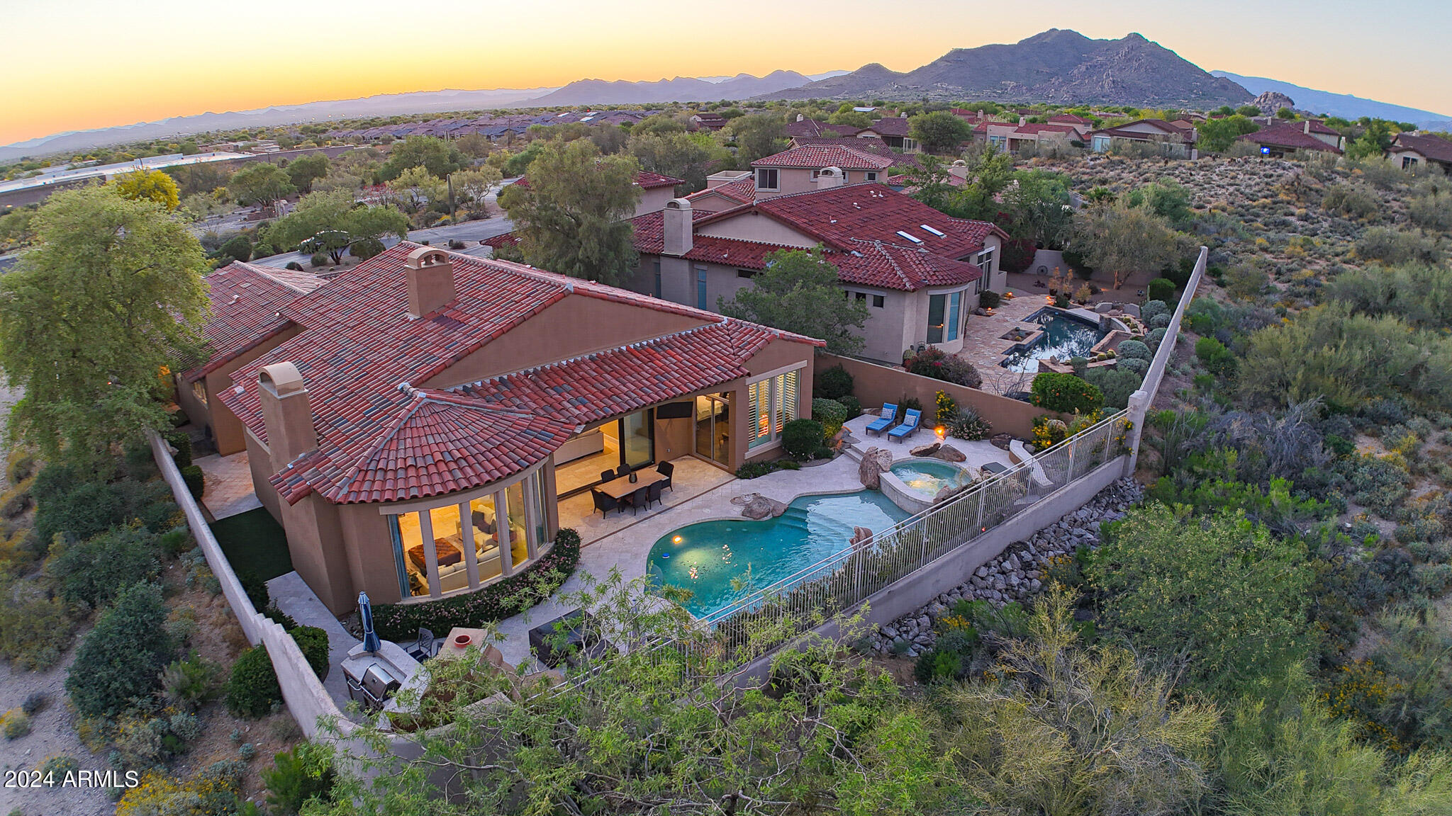 7552 E Camino Puesta Del Sol --