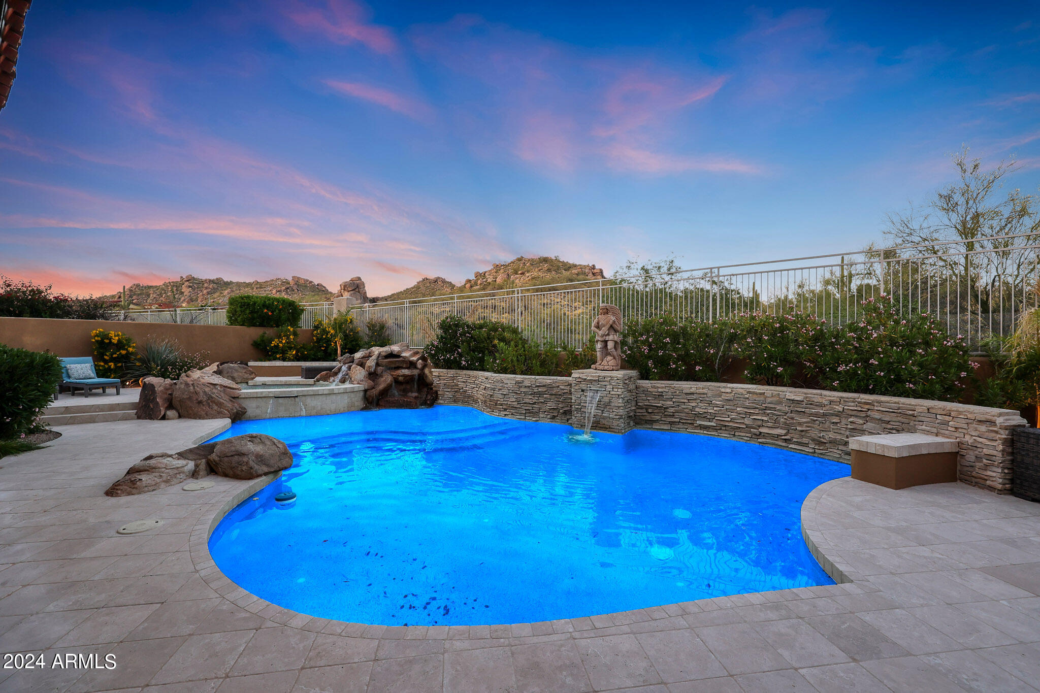 7552 E Camino Puesta Del Sol --