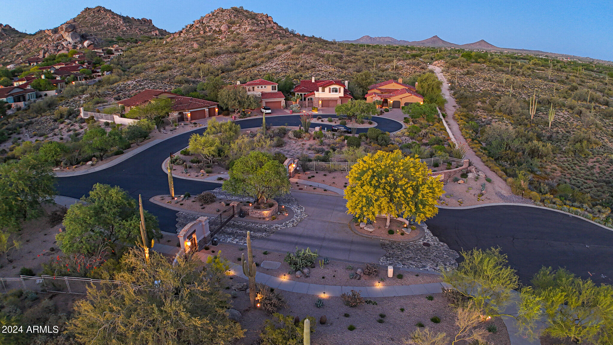 7552 E Camino Puesta Del Sol --