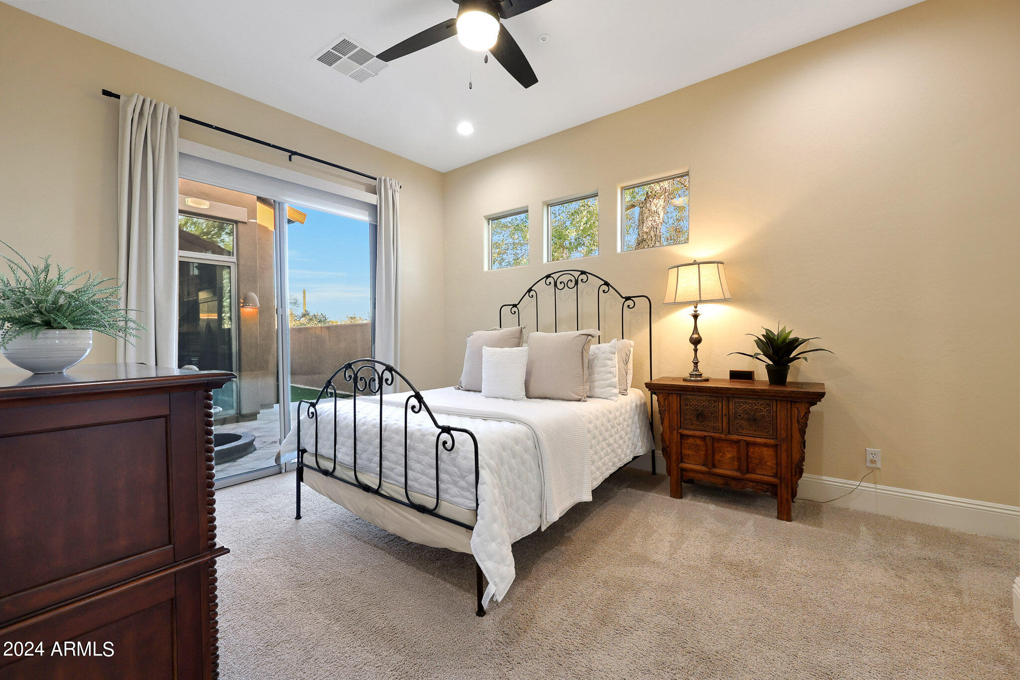 7552 E Camino Puesta Del Sol --