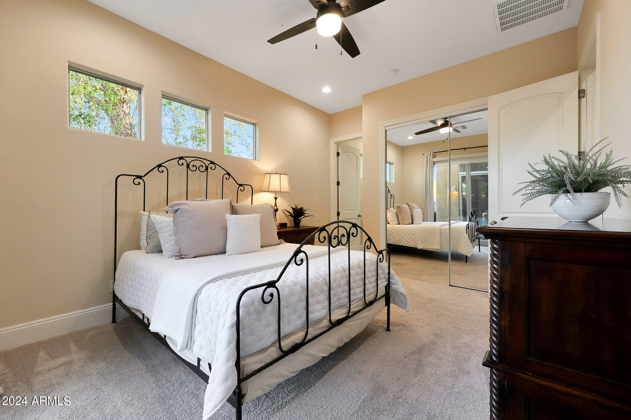 7552 E Camino Puesta Del Sol --