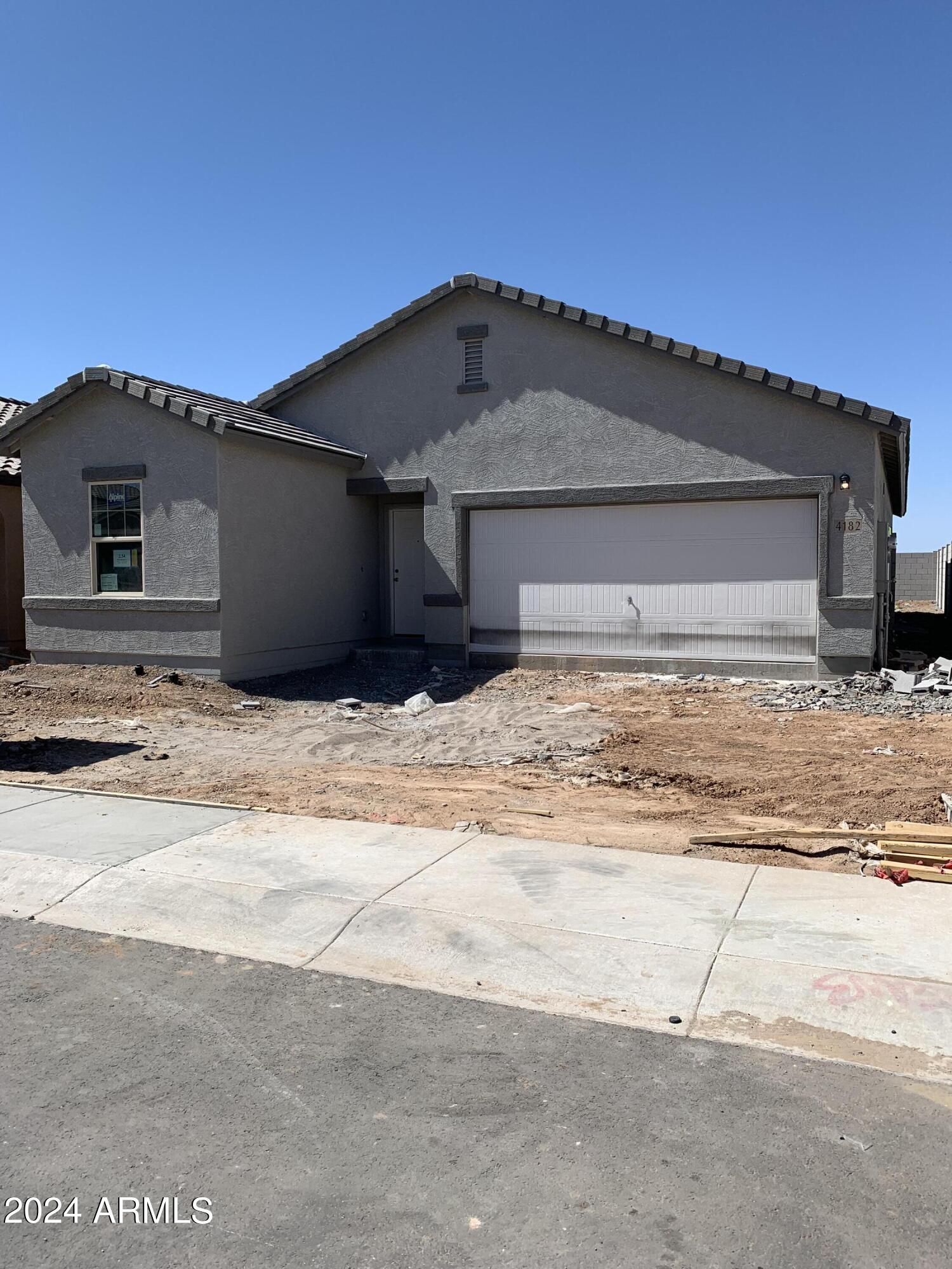 4182 E REYNOLDS Drive