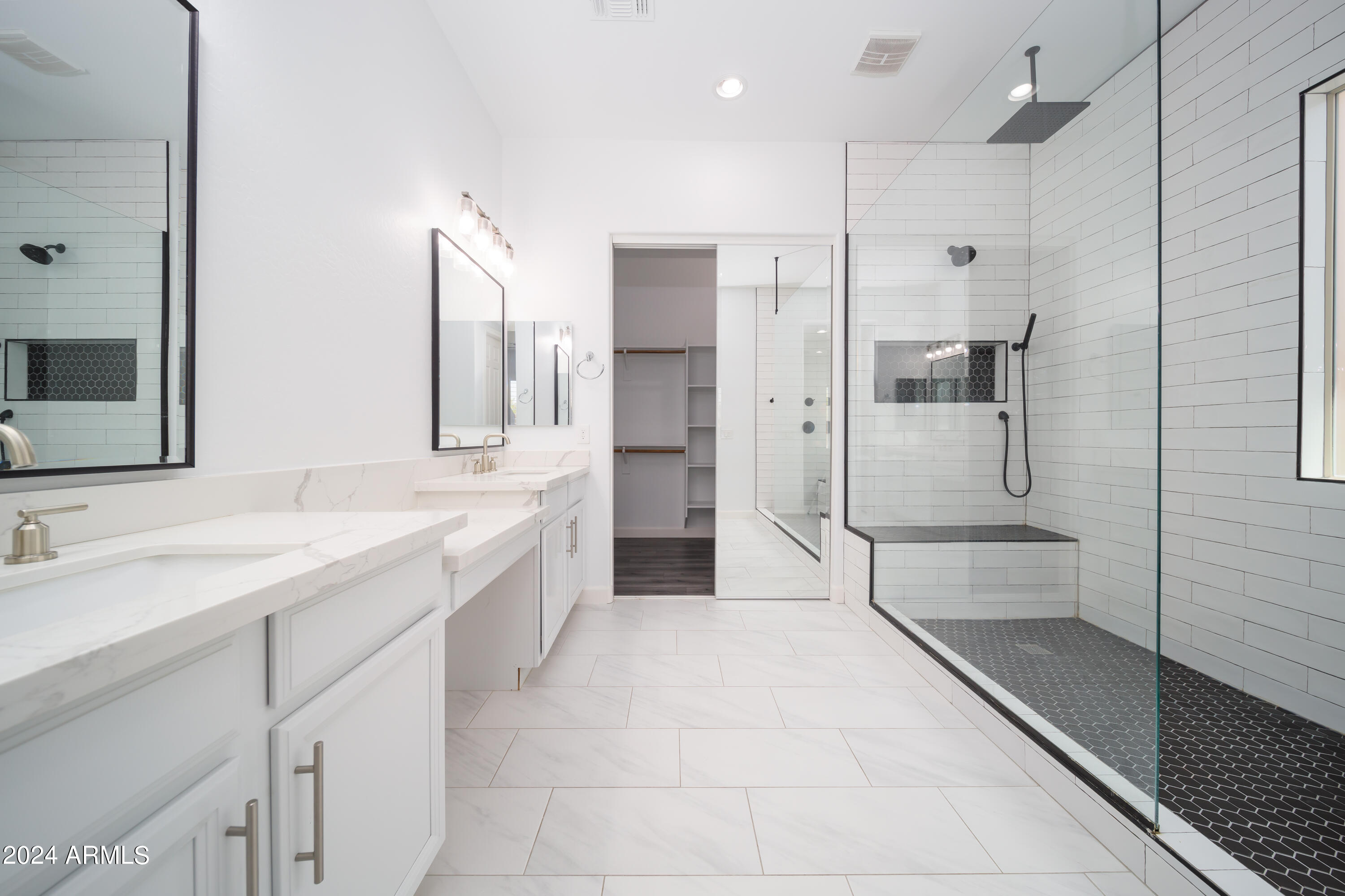 4012 S PLEASANT Place