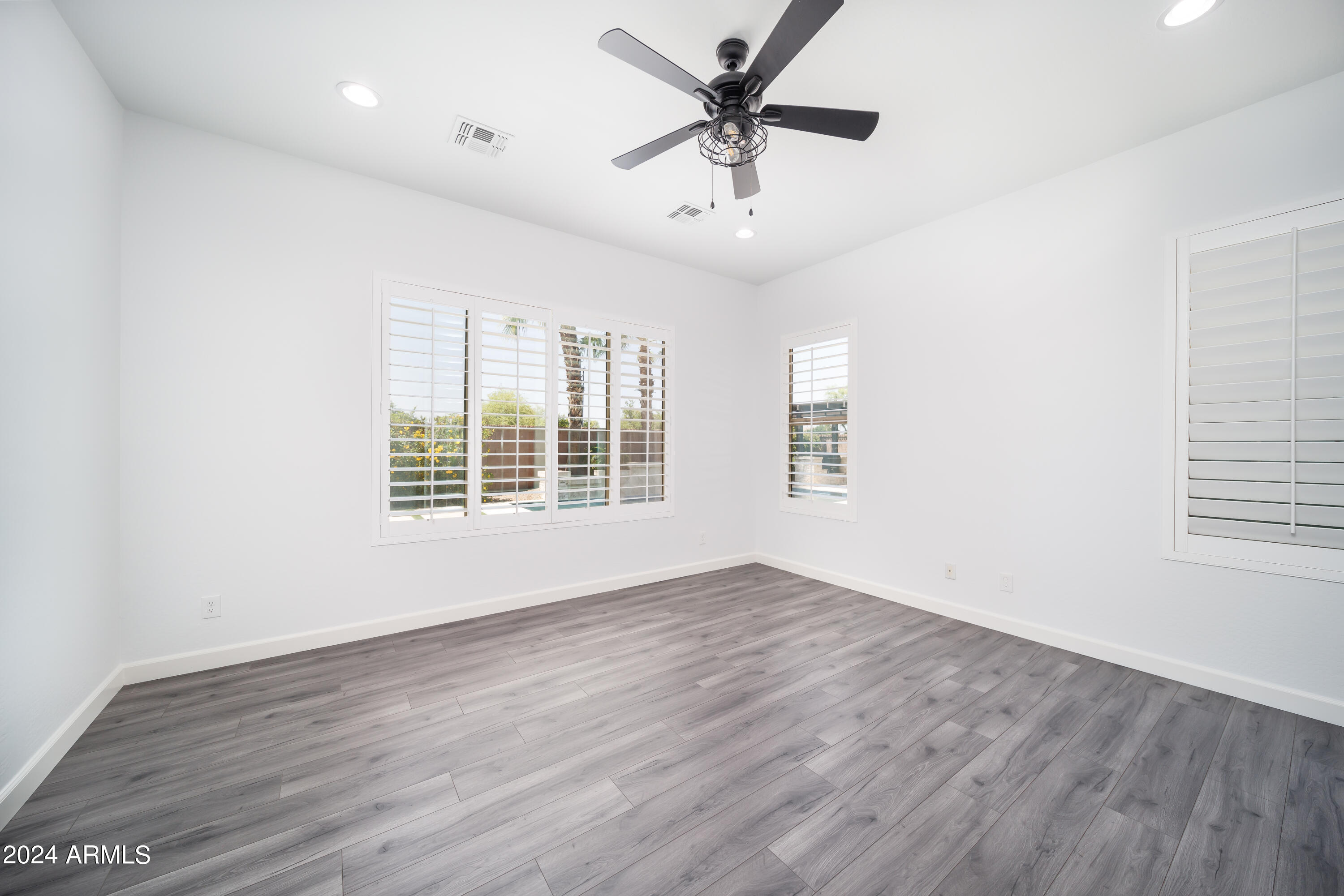 4012 S PLEASANT Place