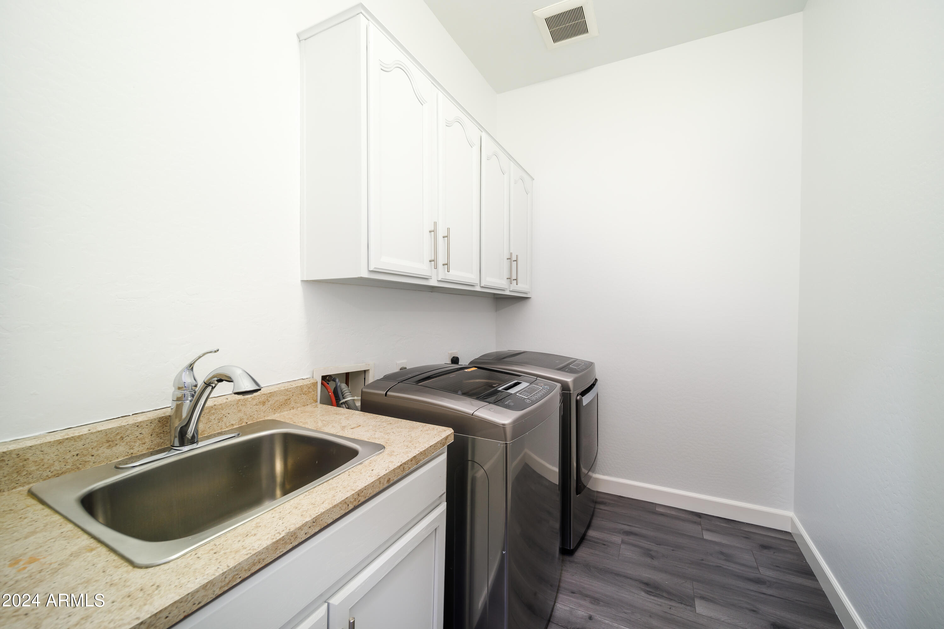 4012 S PLEASANT Place