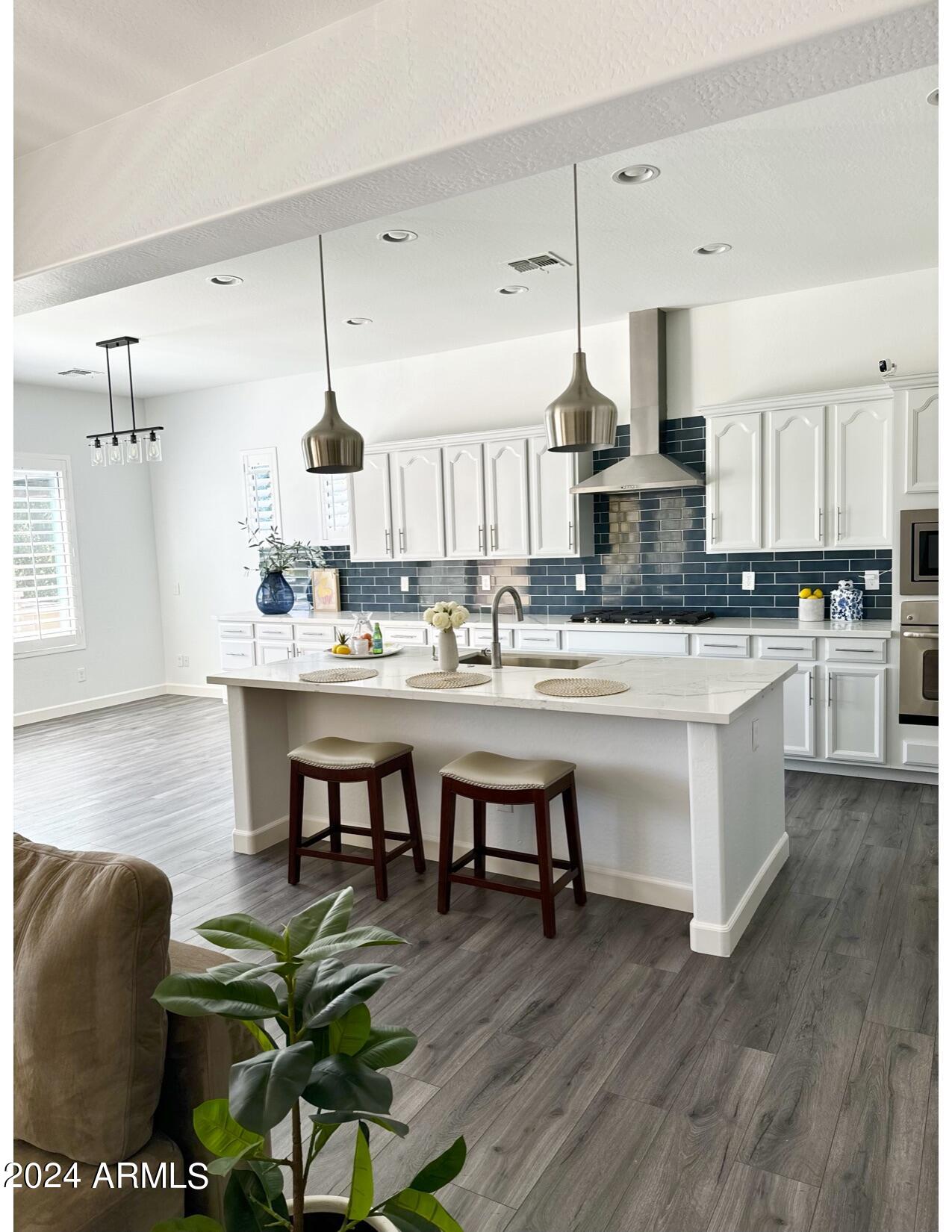 4012 S PLEASANT Place