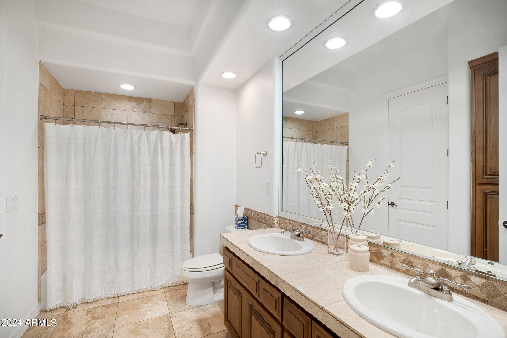 8241 E CAVALRY Drive