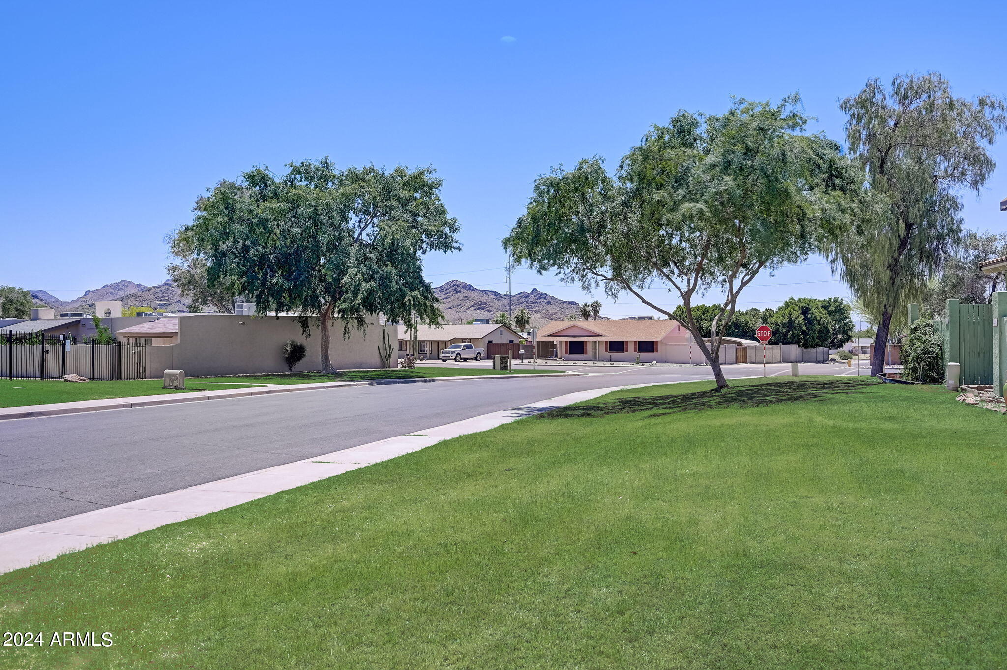 10207 N 8TH Place # B