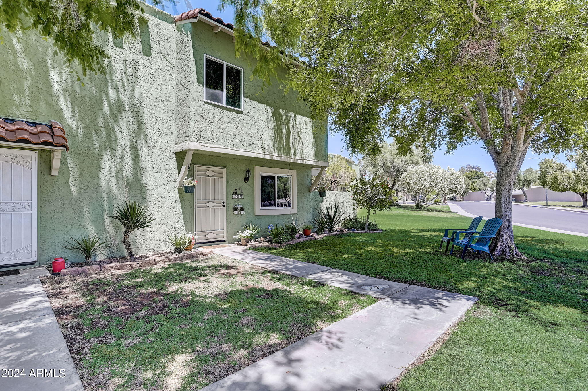 10207 N 8TH Place # B