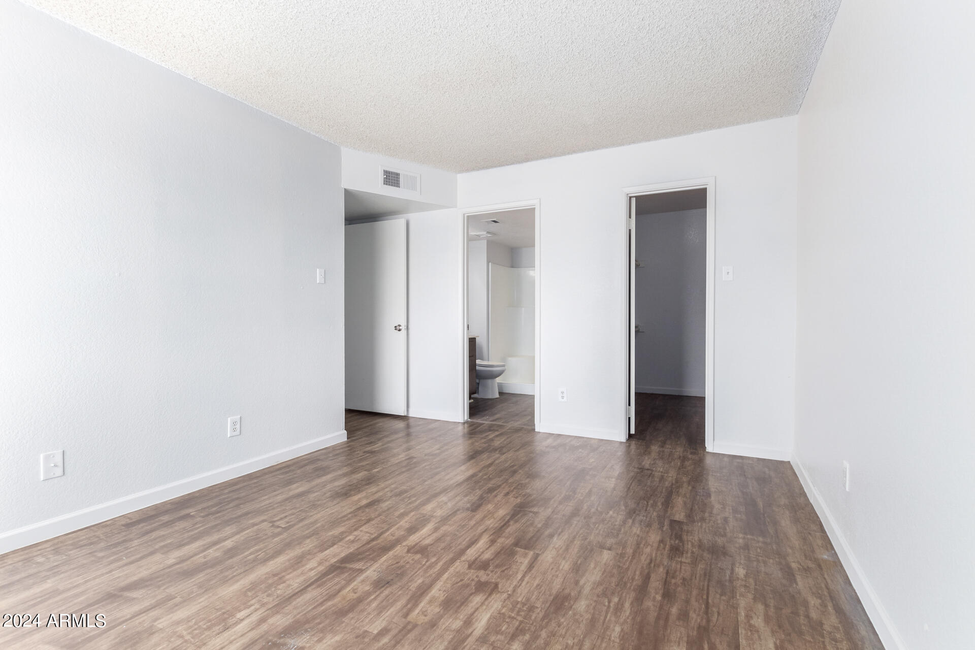 3810 N MARYVALE Parkway # 1087