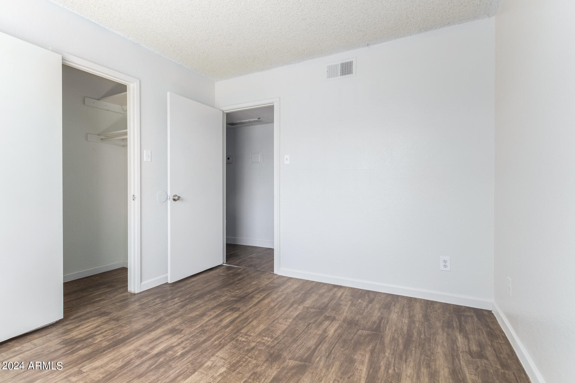 3810 N MARYVALE Parkway # 1087