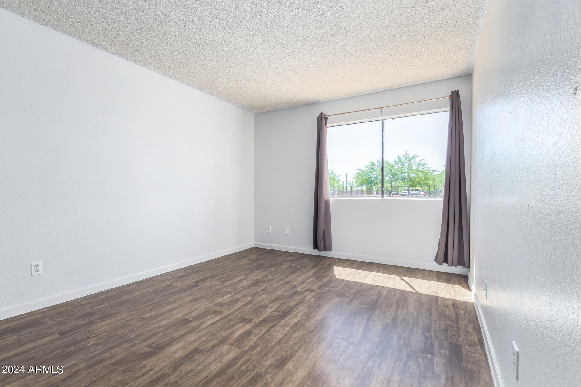 3810 N MARYVALE Parkway # 1087