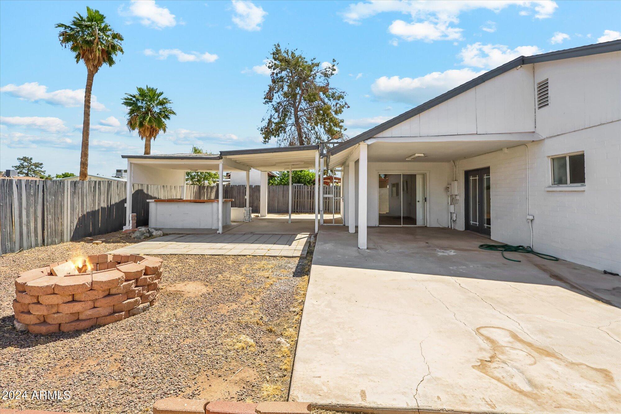 548 E GARNET Avenue