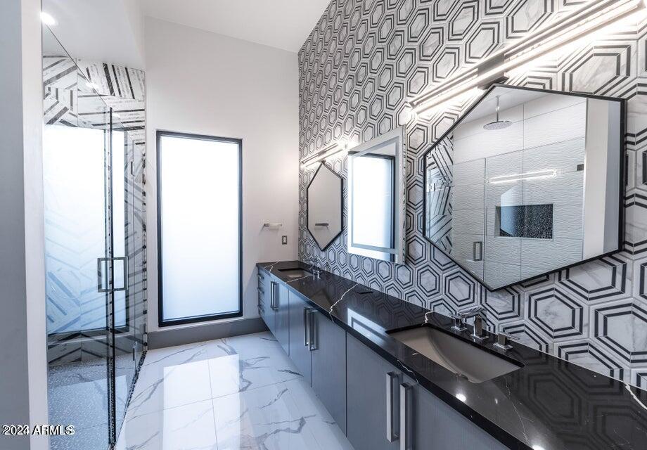 5006 E MOUNTAIN VIEW Road